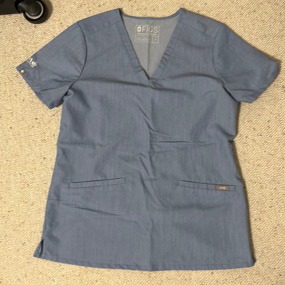 Figs casma top